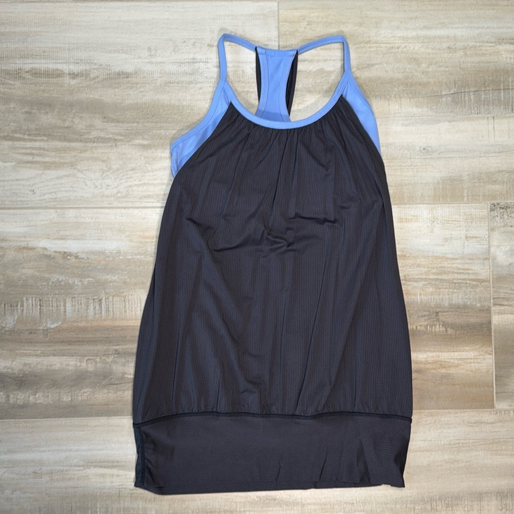 lululemon Athletica No Limit Tank, size 6